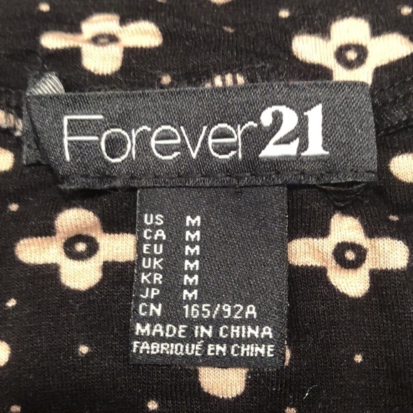 FOREVER 21 Adorable Body Con Skirt Size M - Picture 3 of 4